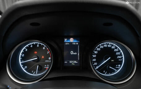 Toyota Camry, 2021 год, 3 090 000 рублей, 13 фотография
