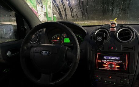 Ford Fiesta, 2006 год, 250 000 рублей, 6 фотография