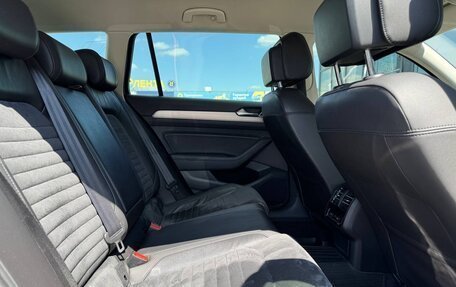 Volkswagen Passat B8 рестайлинг, 2015 год, 1 820 000 рублей, 4 фотография