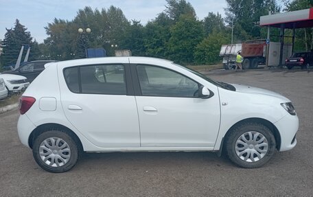 Renault Sandero II рестайлинг, 2017 год, 750 000 рублей, 9 фотография