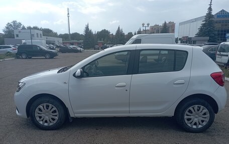 Renault Sandero II рестайлинг, 2017 год, 750 000 рублей, 14 фотография