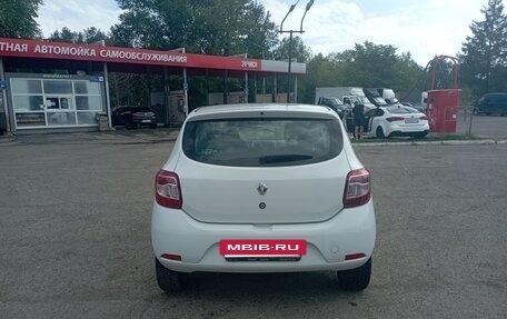 Renault Sandero II рестайлинг, 2017 год, 750 000 рублей, 3 фотография