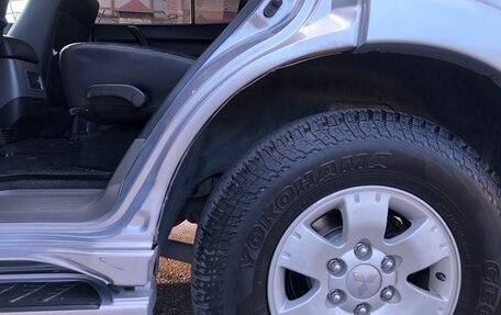 Mitsubishi Pajero III рестайлинг, 2004 год, 1 550 000 рублей, 20 фотография