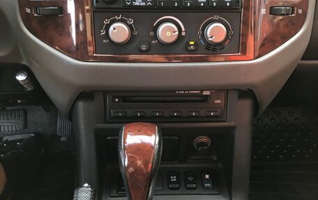 Mitsubishi Pajero III рестайлинг, 2004 год, 1 550 000 рублей, 22 фотография