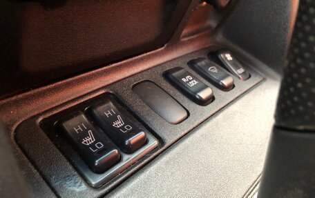 Mitsubishi Pajero III рестайлинг, 2004 год, 1 550 000 рублей, 28 фотография