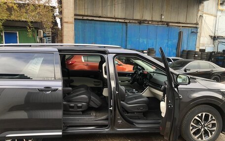 KIA Carnival, 2021 год, 3 650 000 рублей, 2 фотография