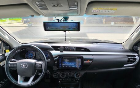 Toyota Hilux VIII, 2015 год, 3 500 000 рублей, 16 фотография