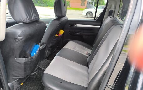Toyota Hilux VIII, 2015 год, 3 500 000 рублей, 14 фотография