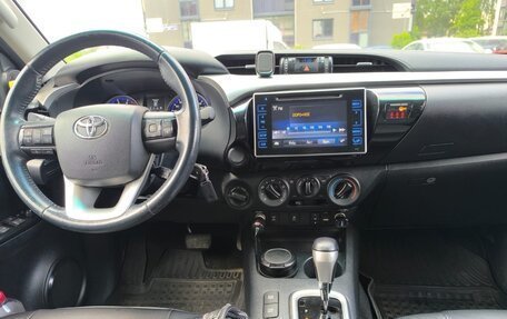 Toyota Hilux VIII, 2015 год, 3 500 000 рублей, 17 фотография