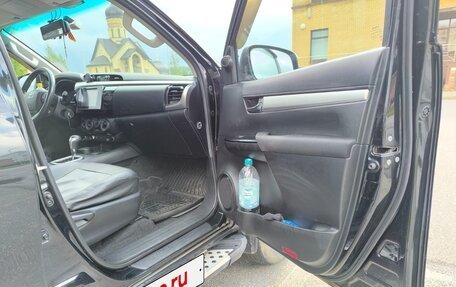 Toyota Hilux VIII, 2015 год, 3 500 000 рублей, 15 фотография