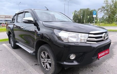 Toyota Hilux VIII, 2015 год, 3 500 000 рублей, 7 фотография