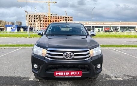 Toyota Hilux VIII, 2015 год, 3 500 000 рублей, 8 фотография