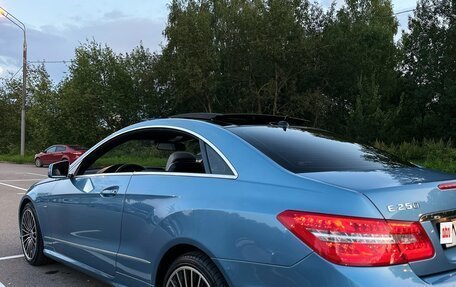 Mercedes-Benz E-Класс, 2010 год, 1 900 000 рублей, 13 фотография