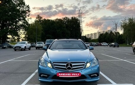 Mercedes-Benz E-Класс, 2010 год, 1 900 000 рублей, 2 фотография