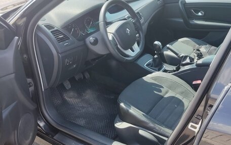 Renault Laguna III рестайлинг, 2008 год, 550 000 рублей, 11 фотография