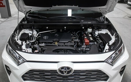 Toyota RAV4, 2020 год, 2 900 000 рублей, 9 фотография