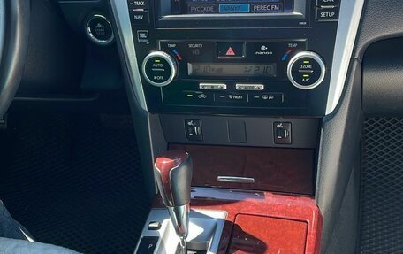 Toyota Camry, 2013 год, 2 050 000 рублей, 13 фотография