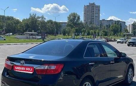 Toyota Camry, 2013 год, 2 050 000 рублей, 3 фотография