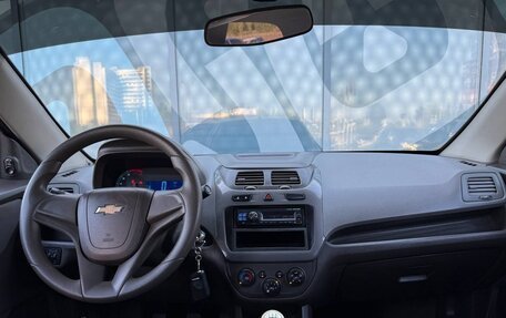 Chevrolet Cobalt II, 2014 год, 690 000 рублей, 2 фотография