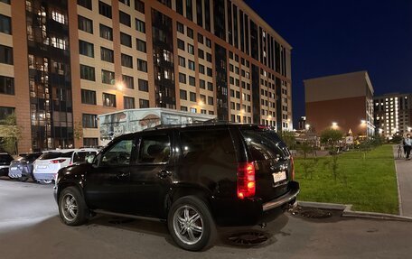 Chevrolet Tahoe III, 2013 год, 1 900 000 рублей, 2 фотография