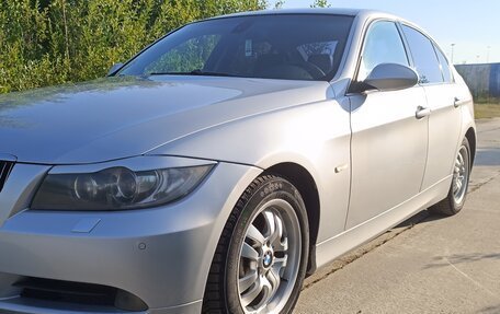 BMW 3 серия, 2005 год, 1 099 000 рублей, 3 фотография