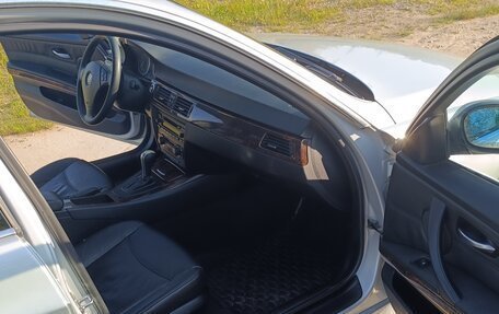 BMW 3 серия, 2005 год, 1 099 000 рублей, 12 фотография