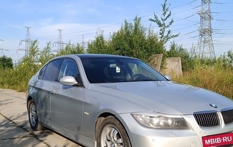 BMW 3 серия, 2005 год, 1 099 000 рублей, 7 фотография