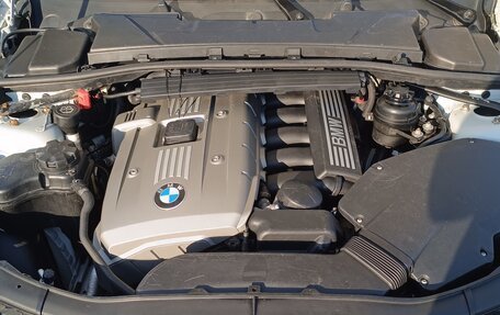 BMW 3 серия, 2005 год, 1 099 000 рублей, 13 фотография