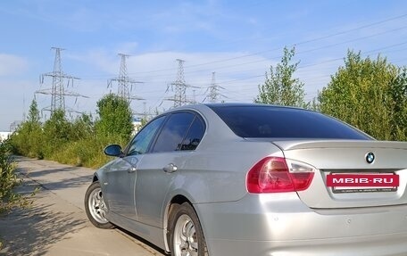 BMW 3 серия, 2005 год, 1 099 000 рублей, 28 фотография