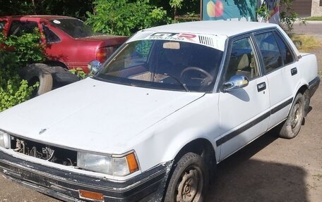 Nissan Stanza II, 1984 год, 380 000 рублей, 1 фотография