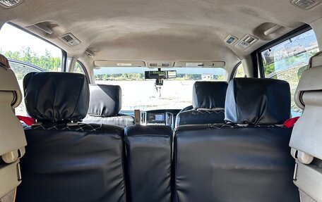 Nissan Serena III, 2010 год, 900 000 рублей, 6 фотография