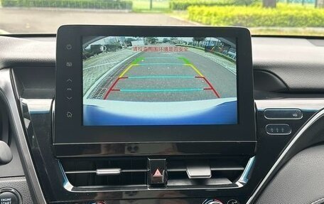 Toyota Camry, 2022 год, 2 270 000 рублей, 13 фотография