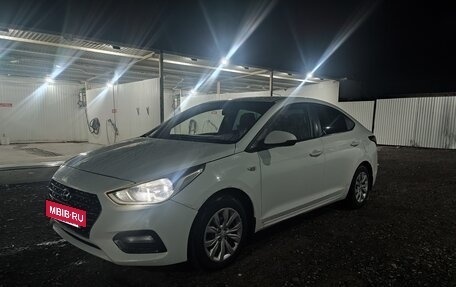 Hyundai Solaris II рестайлинг, 2017 год, 860 000 рублей, 10 фотография