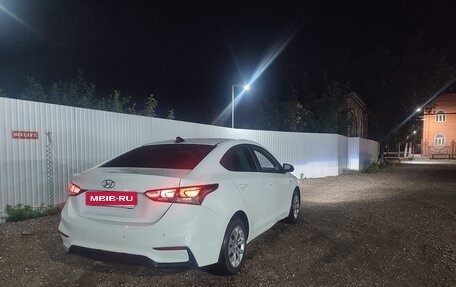 Hyundai Solaris II рестайлинг, 2017 год, 860 000 рублей, 8 фотография
