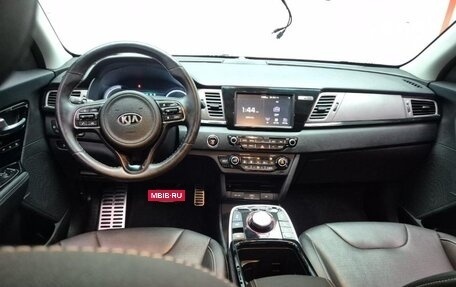 KIA Niro I, 2021 год, 2 750 000 рублей, 5 фотография