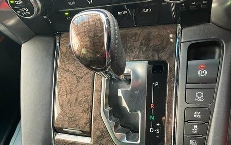 Toyota Alphard III, 2021 год, 3 400 000 рублей, 13 фотография