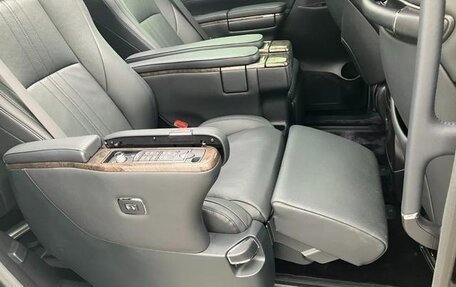 Toyota Alphard III, 2021 год, 3 400 000 рублей, 23 фотография