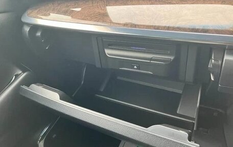 Toyota Alphard III, 2021 год, 3 400 000 рублей, 19 фотография