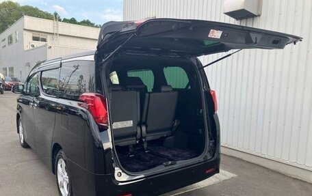 Toyota Alphard III, 2021 год, 3 400 000 рублей, 32 фотография