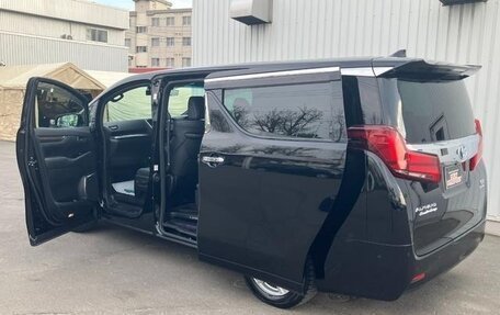 Toyota Alphard III, 2021 год, 3 400 000 рублей, 31 фотография
