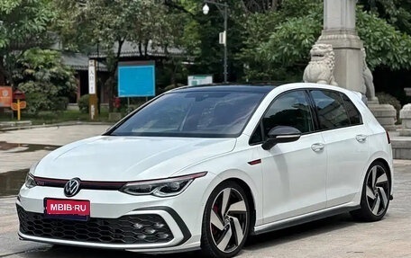 Volkswagen Golf GTI, 2021 год, 2 189 690 рублей, 1 фотография