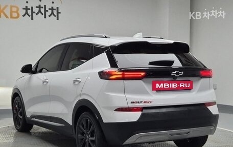 Chevrolet Trax, 2023 год, 1 700 000 рублей, 2 фотография