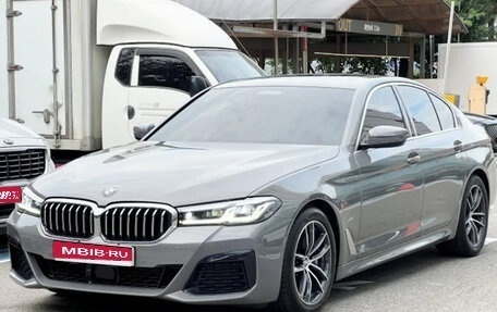 BMW 5 серия, 2022 год, 3 309 027 рублей, 1 фотография