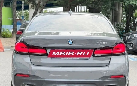 BMW 5 серия, 2022 год, 3 309 027 рублей, 4 фотография