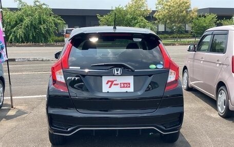 Honda Fit III, 2018 год, 1 070 000 рублей, 5 фотография