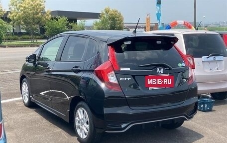Honda Fit III, 2018 год, 1 070 000 рублей, 6 фотография