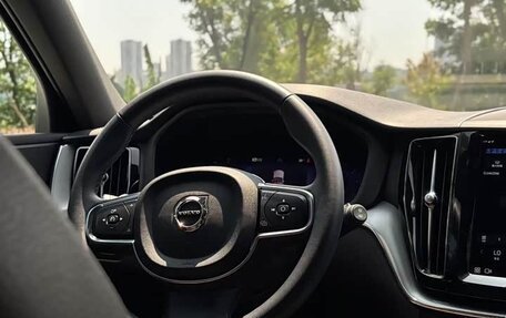 Volvo XC60 II, 2022 год, 3 412 000 рублей, 6 фотография