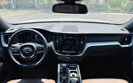 Volvo XC60 II, 2022 год, 3 412 000 рублей, 5 фотография