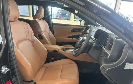 Toyota Crown, 2024 год, 5 025 000 рублей, 17 фотография