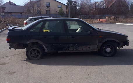 Volkswagen Passat B3, 1993 год, 67 000 рублей, 2 фотография